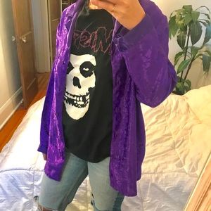 Silky button blouse.